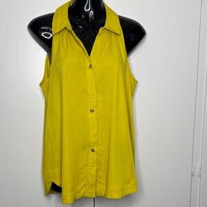 Rose & Olive Sleeveless Button-Front Women Top in Chartreuse Yellow Size S